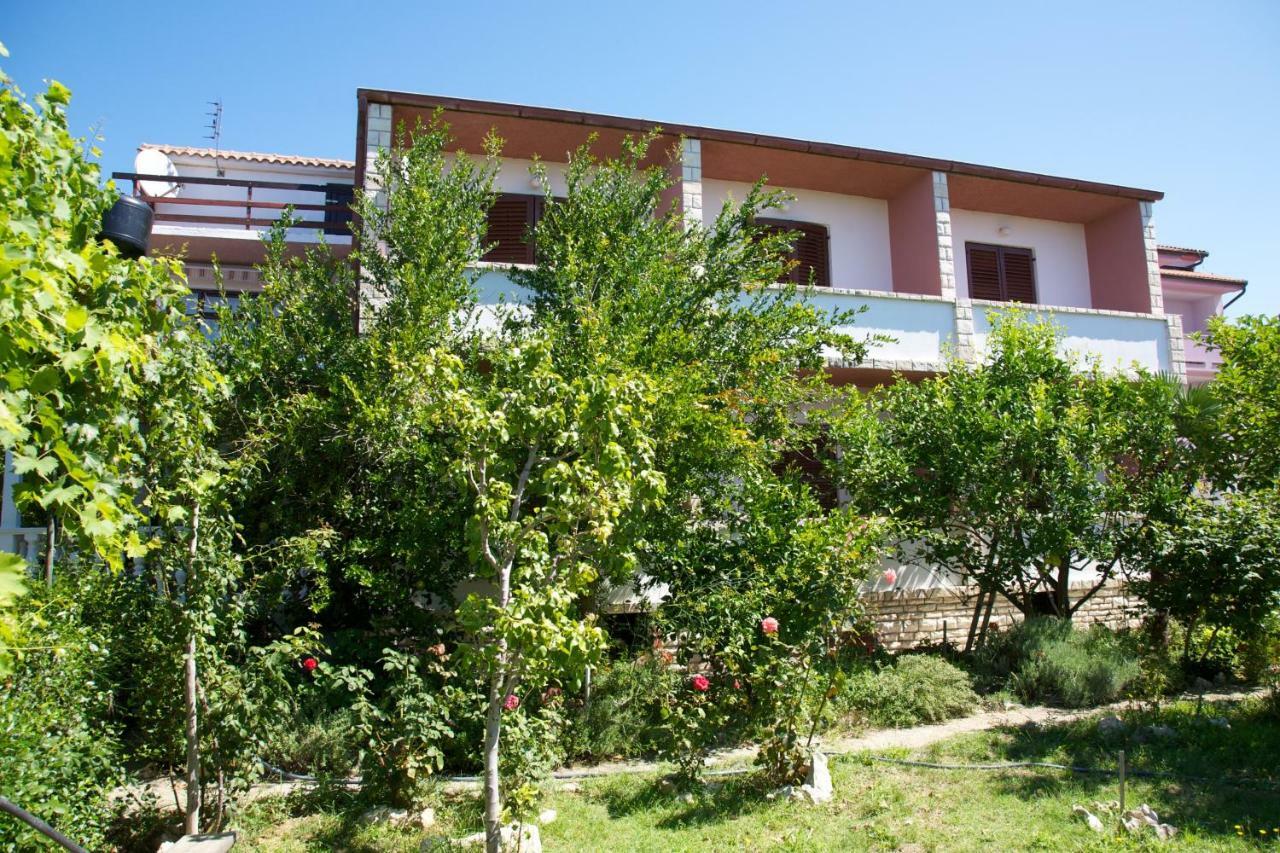 Apartments Slavica Rab Town Luaran gambar