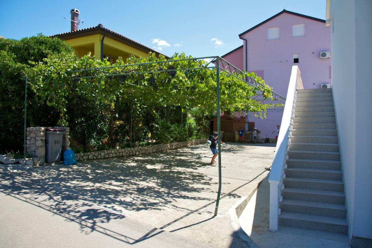 Apartments Slavica Rab Town Luaran gambar